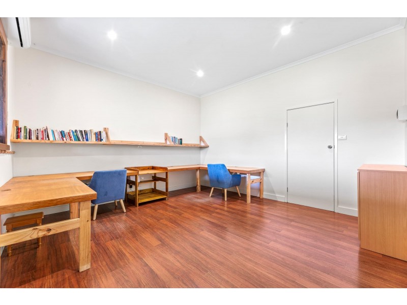 10 Page Street, Moruya NSW 2537