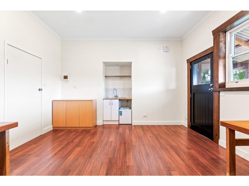 10 Page Street, Moruya NSW 2537