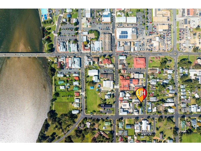 10 Page Street, Moruya NSW 2537