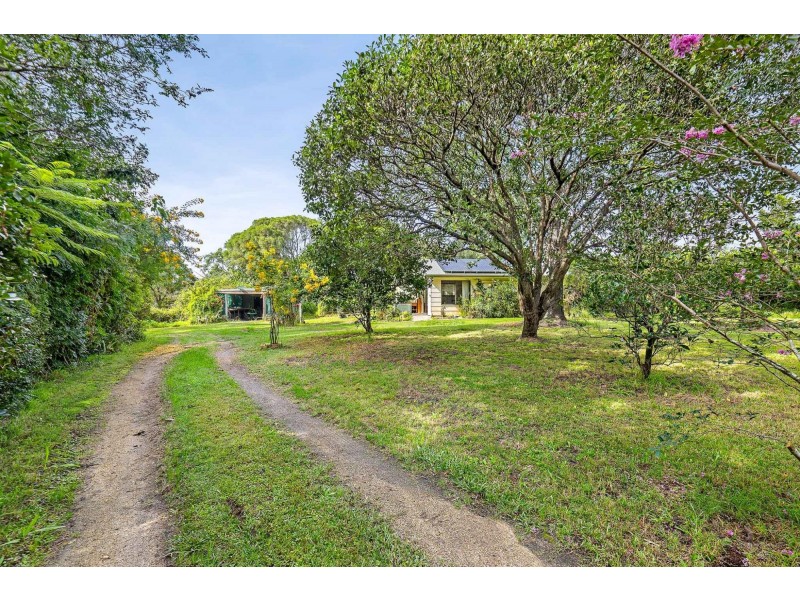 21 Glenduart Grove, Moruya NSW 2537