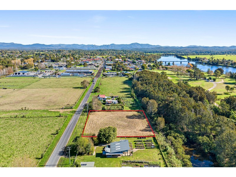 112 Queen Street, Moruya NSW 2537