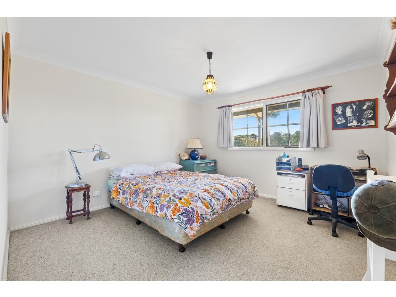 56 Mountain View Road, Moruya NSW 2537