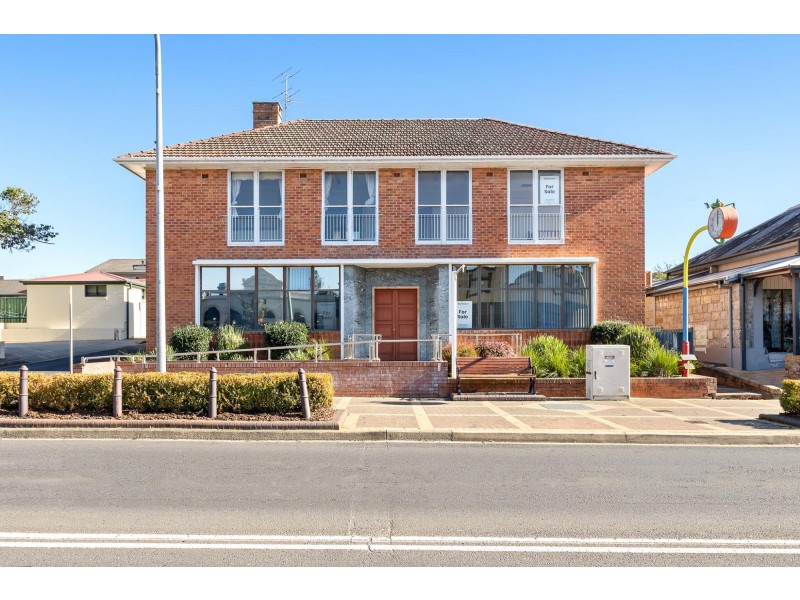 61 Vulcan Street, Moruya NSW 2537