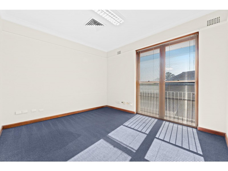 61 Vulcan Street, Moruya NSW 2537