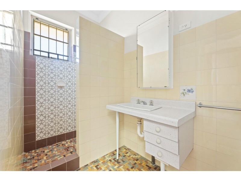 61 Vulcan Street, Moruya NSW 2537