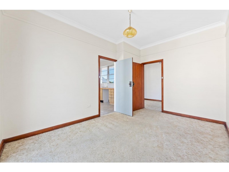 61 Vulcan Street, Moruya NSW 2537