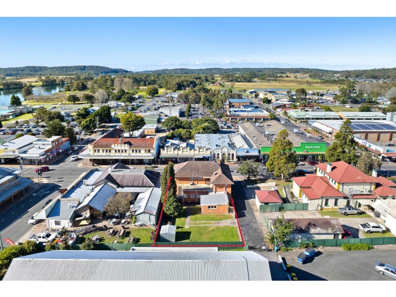 61 Vulcan Street, Moruya NSW 2537