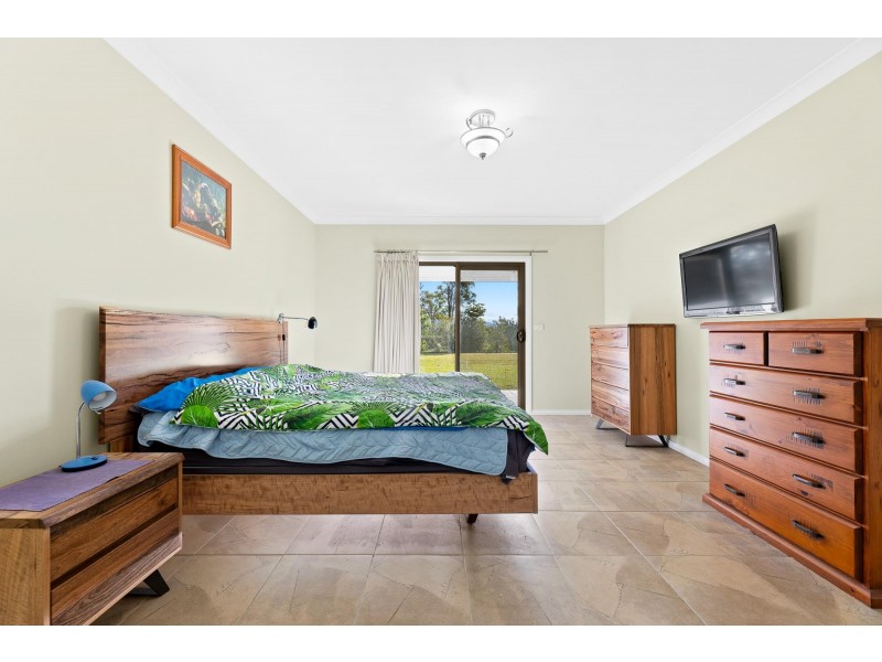 8 Brindabella Street, Bergalia NSW 2537