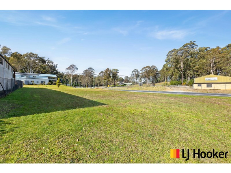 16 Charles Street, Mogo NSW 2536