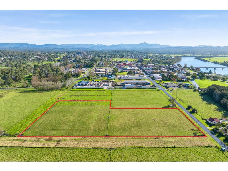 101-105 Queen Street, Moruya NSW 2537