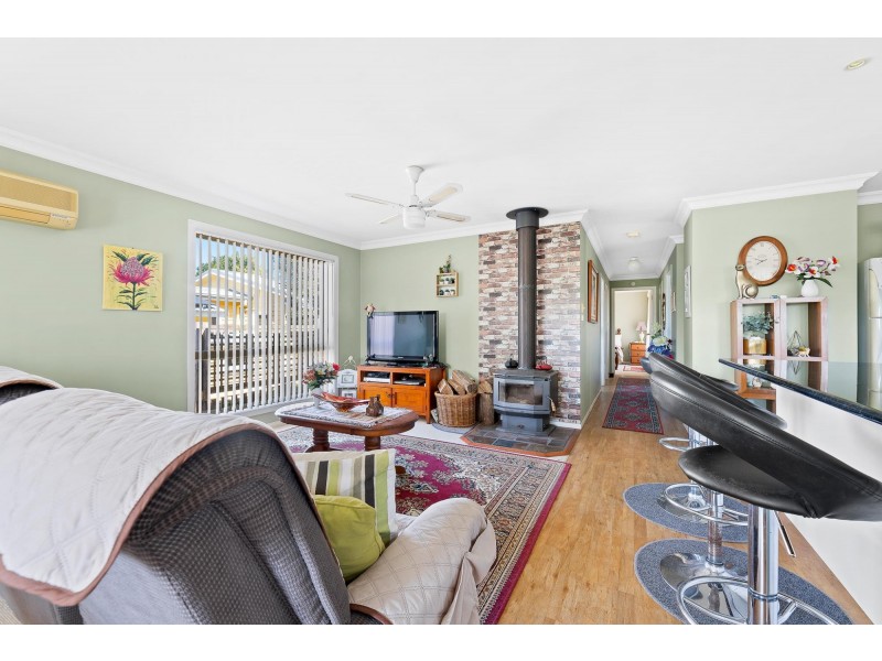 7b Thomas Street, Moruya NSW 2537