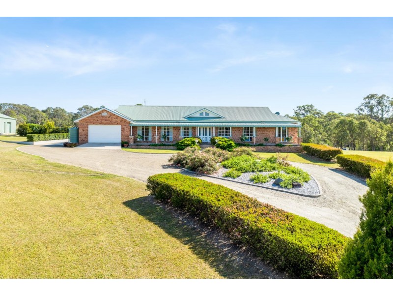 8 Mountain View Road, Moruya NSW 2537
