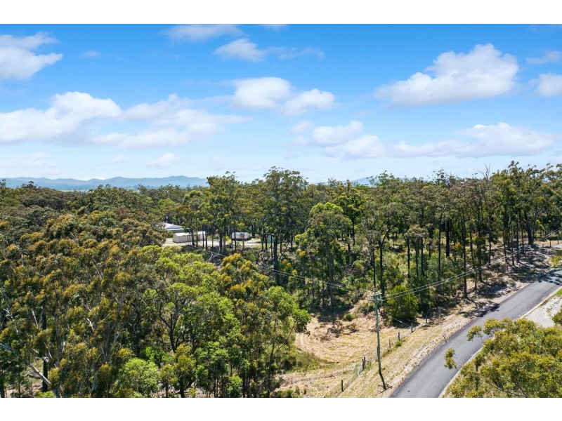 19 Collett Place, Meringo NSW 2537