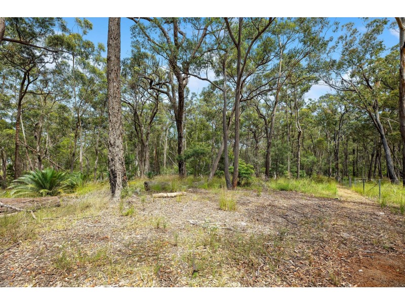 19 Collett Place, Meringo NSW 2537