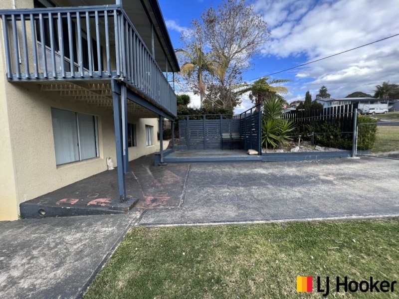 30 Coogee Street, Tuross Head NSW 2537
