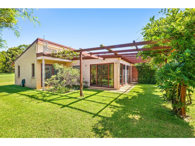 35 Yarimup Place, Moruya NSW 2537