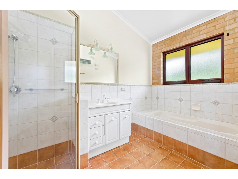 35 Yarimup Place, Moruya NSW 2537