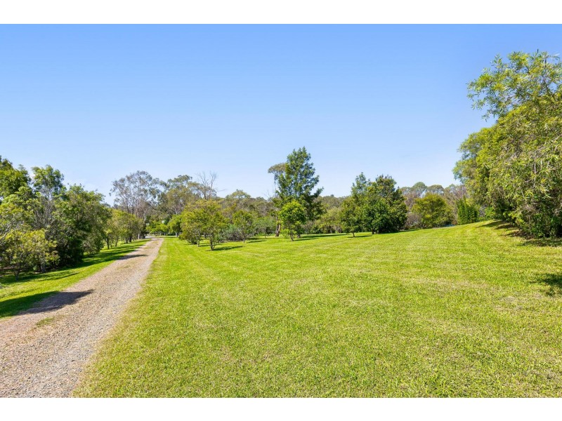 35 Yarimup Place, Moruya NSW 2537