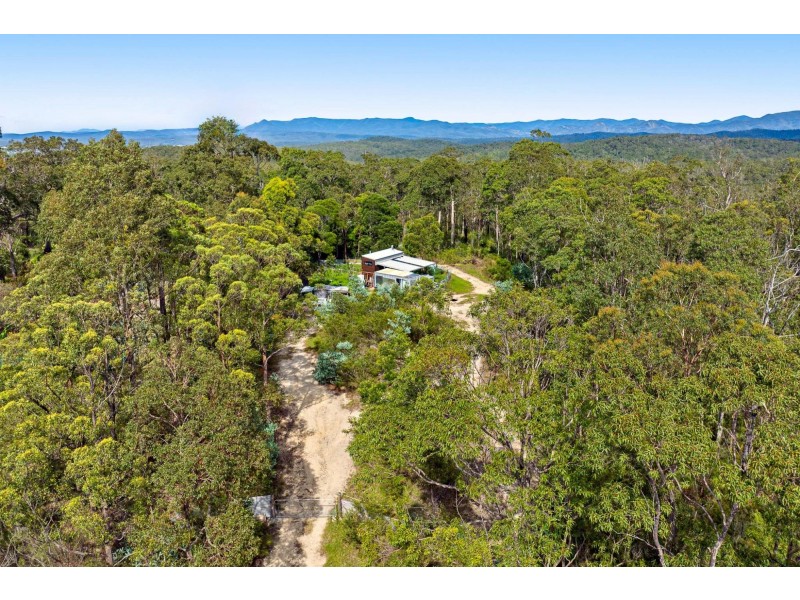 2 Janari Close, Moruya NSW 2537