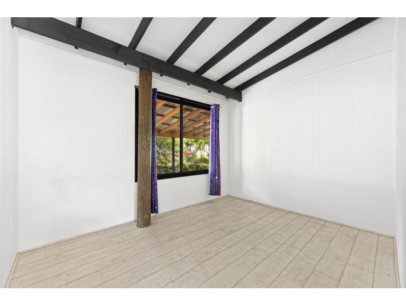 6 Crest Crescent, Moruya Heads NSW 2537