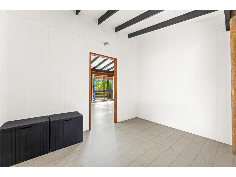 6 Crest Crescent, Moruya Heads NSW 2537