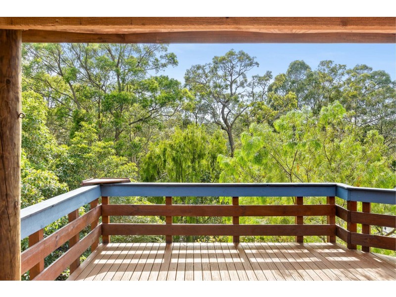 6 Crest Crescent, Moruya Heads NSW 2537
