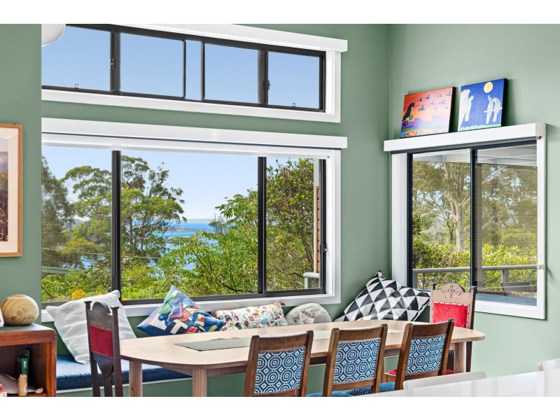 8 Hazel Road, Moruya Heads NSW 2537