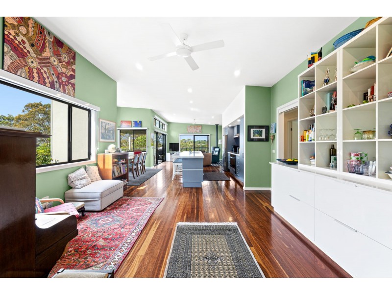 8 Hazel Road, Moruya Heads NSW 2537