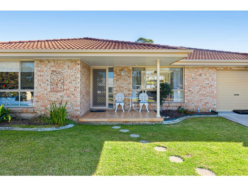 6 Campbell Street, Moruya NSW 2537