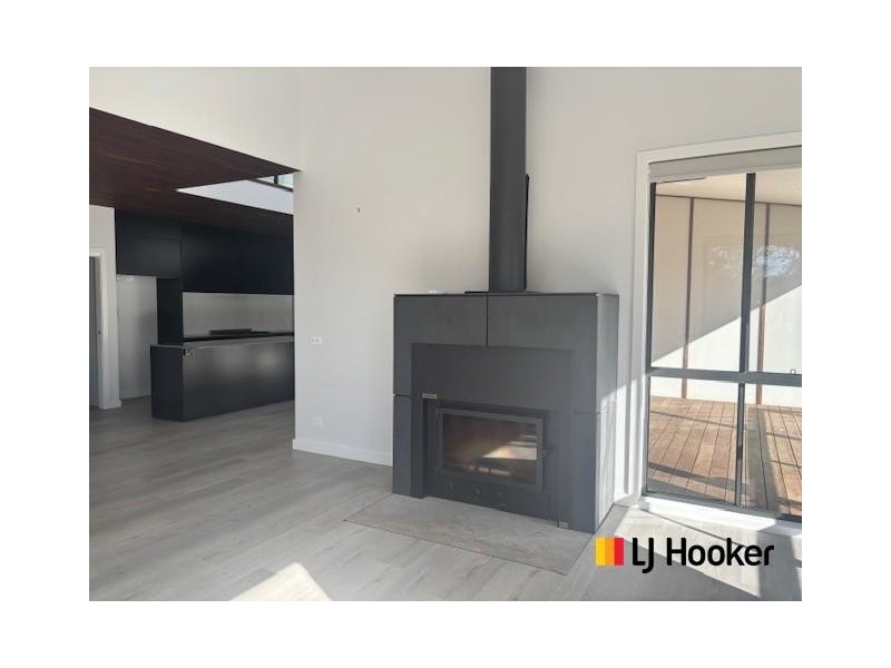 8 Point Parade, Congo NSW 2537