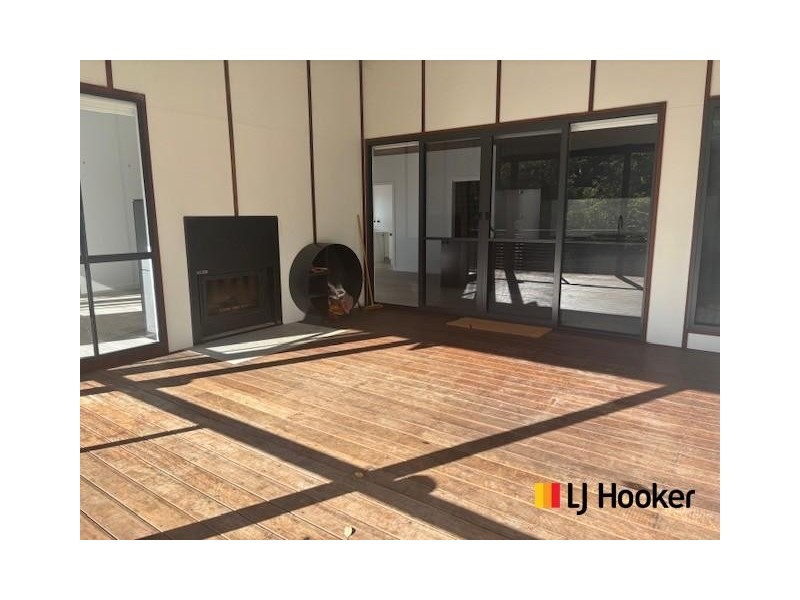 8 Point Parade, Congo NSW 2537