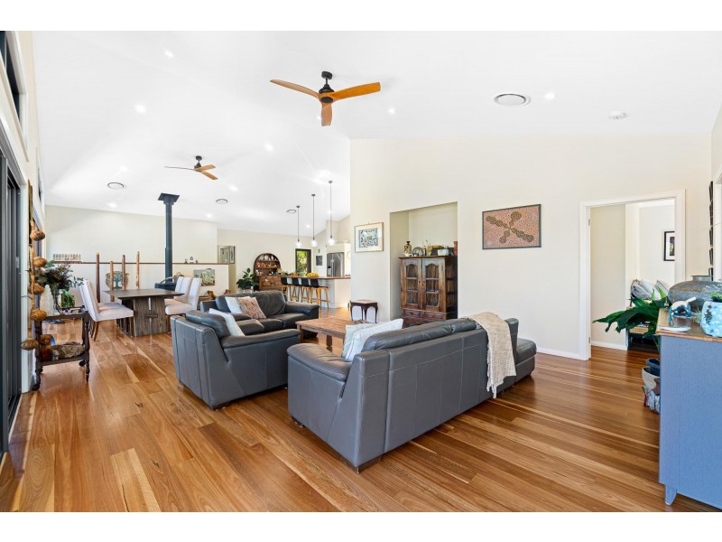44 Narambi Close, Moruya NSW 2537