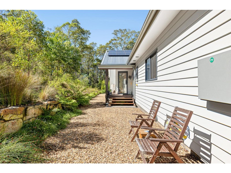44 Narambi Close, Moruya NSW 2537