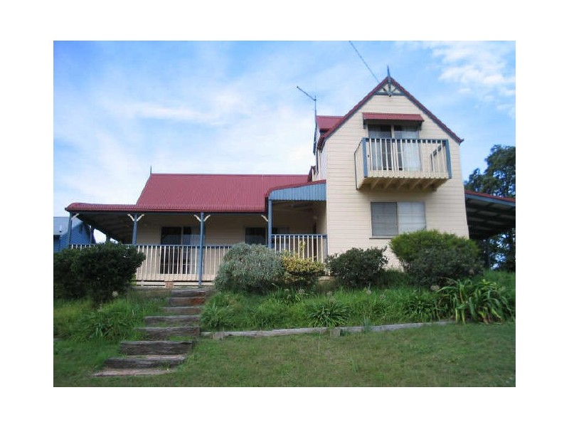 16 Charles Moffitt Drive, Moruya Heads NSW 2537