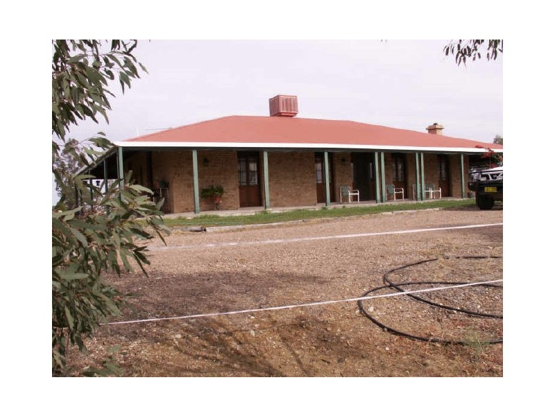 “Reanoke” Keams Rd, Moree NSW 2400