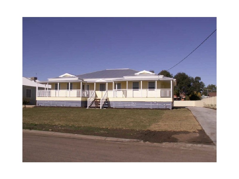 6 Waratah Estate Greenbah, Moree NSW 2400