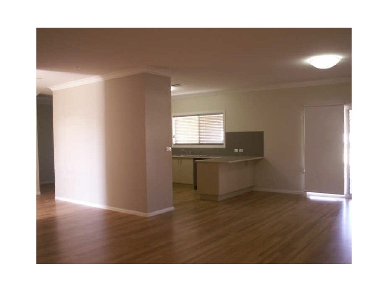 6 Waratah Estate Greenbah, Moree NSW 2400