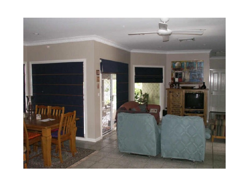 4 Melaleuca Cl, Moree NSW 2400