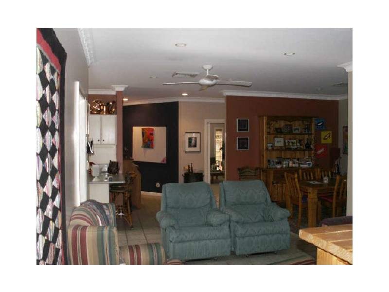 4 Melaleuca Cl, Moree NSW 2400