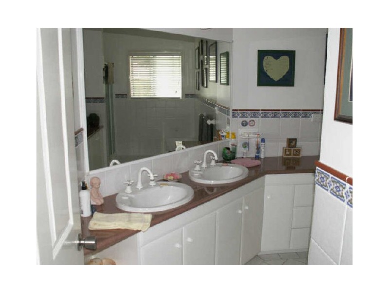 4 Melaleuca Cl, Moree NSW 2400