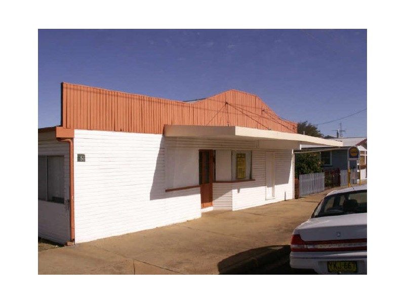 51 Railway Parade, Gravesend NSW 2401
