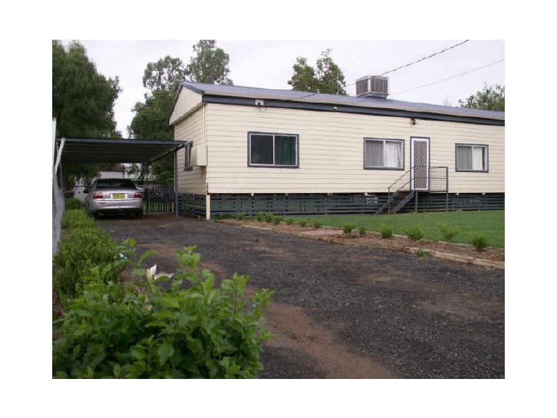 22 Hugh, Ashley NSW 2400