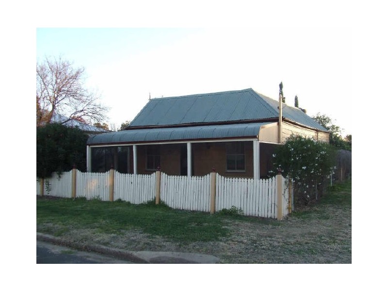2 David, Moree NSW 2400