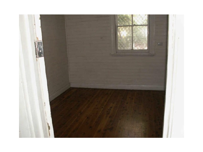 14 Dover, Moree NSW 2400