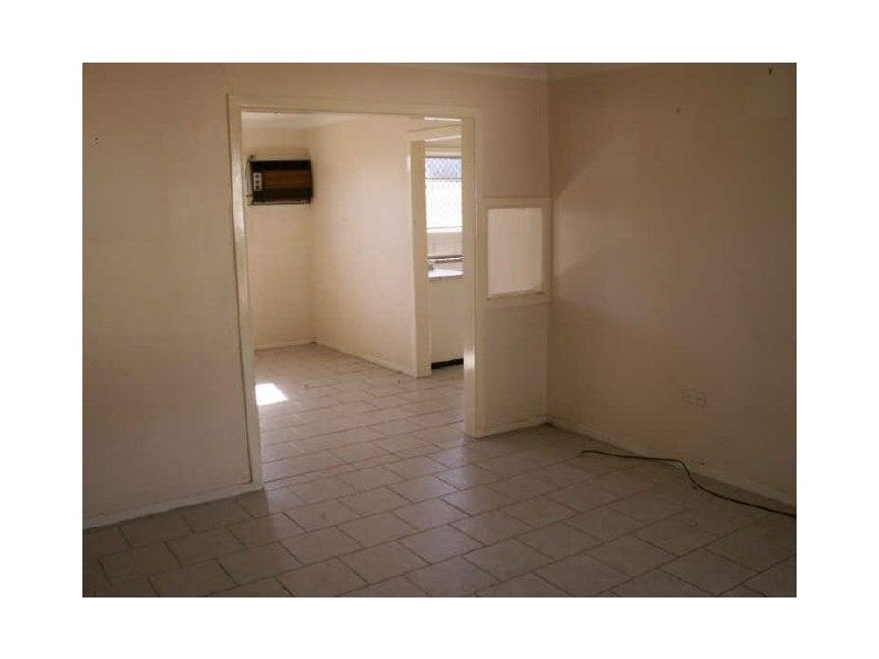 26 James, Moree NSW 2400