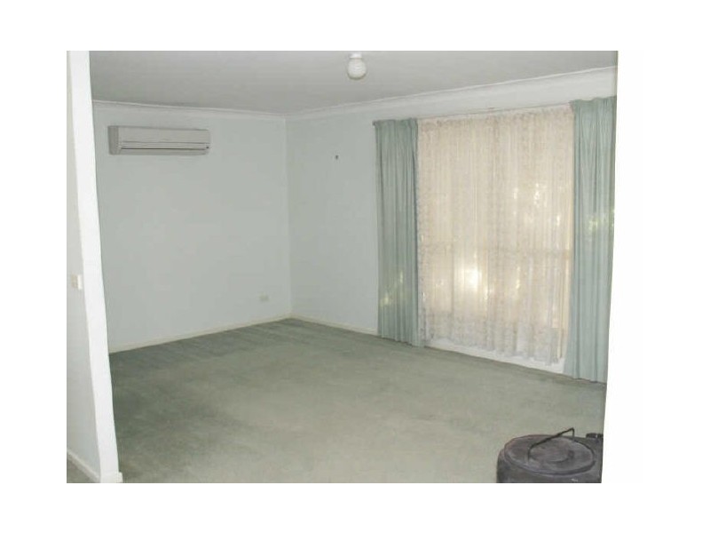 12 Loren, Moree NSW 2400