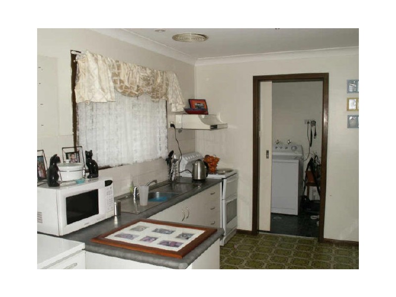 4 Acacia, Moree NSW 2400