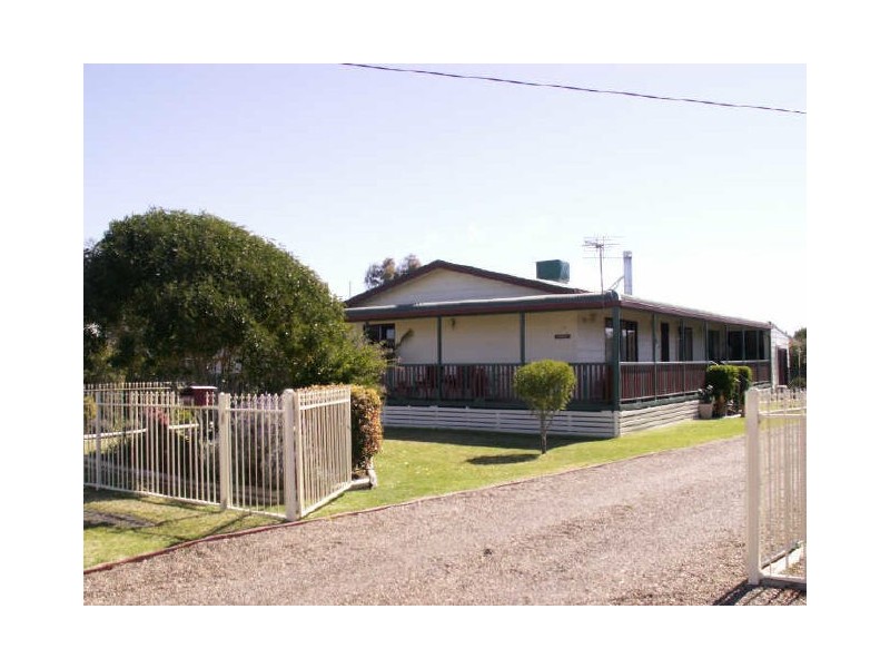 13 Bohenia Cres, Moree NSW 2400