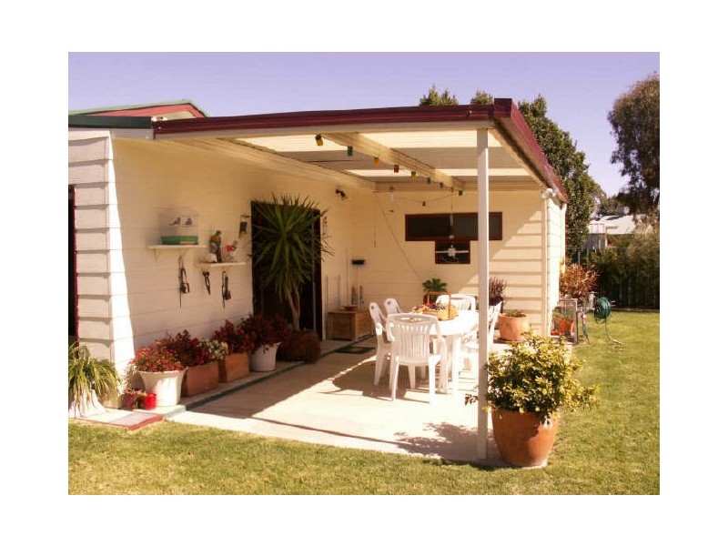 13 Bohenia Cres, Moree NSW 2400