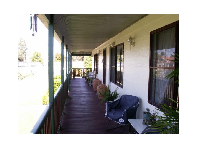 13 Bohenia Cres, Moree NSW 2400